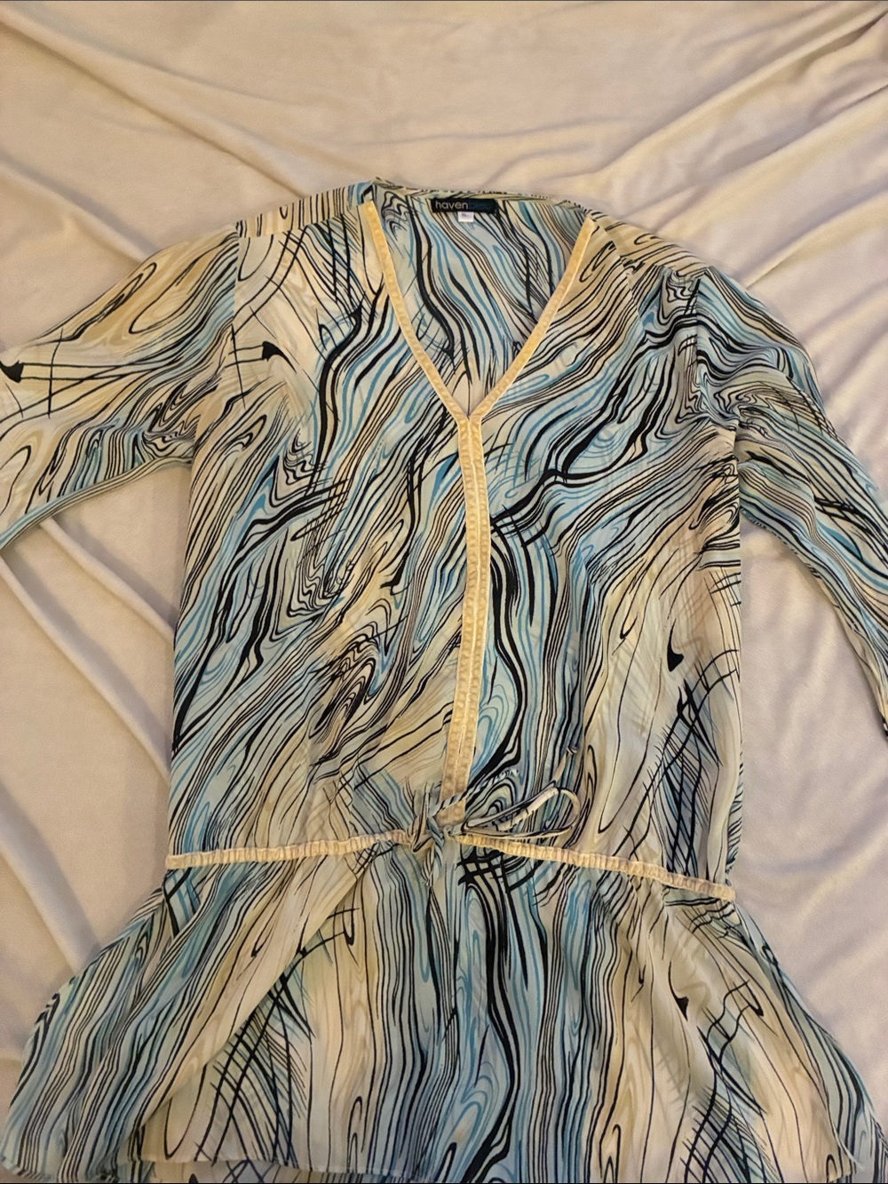 Lightweight Blue & Cream Swirl V-Neck Tunic